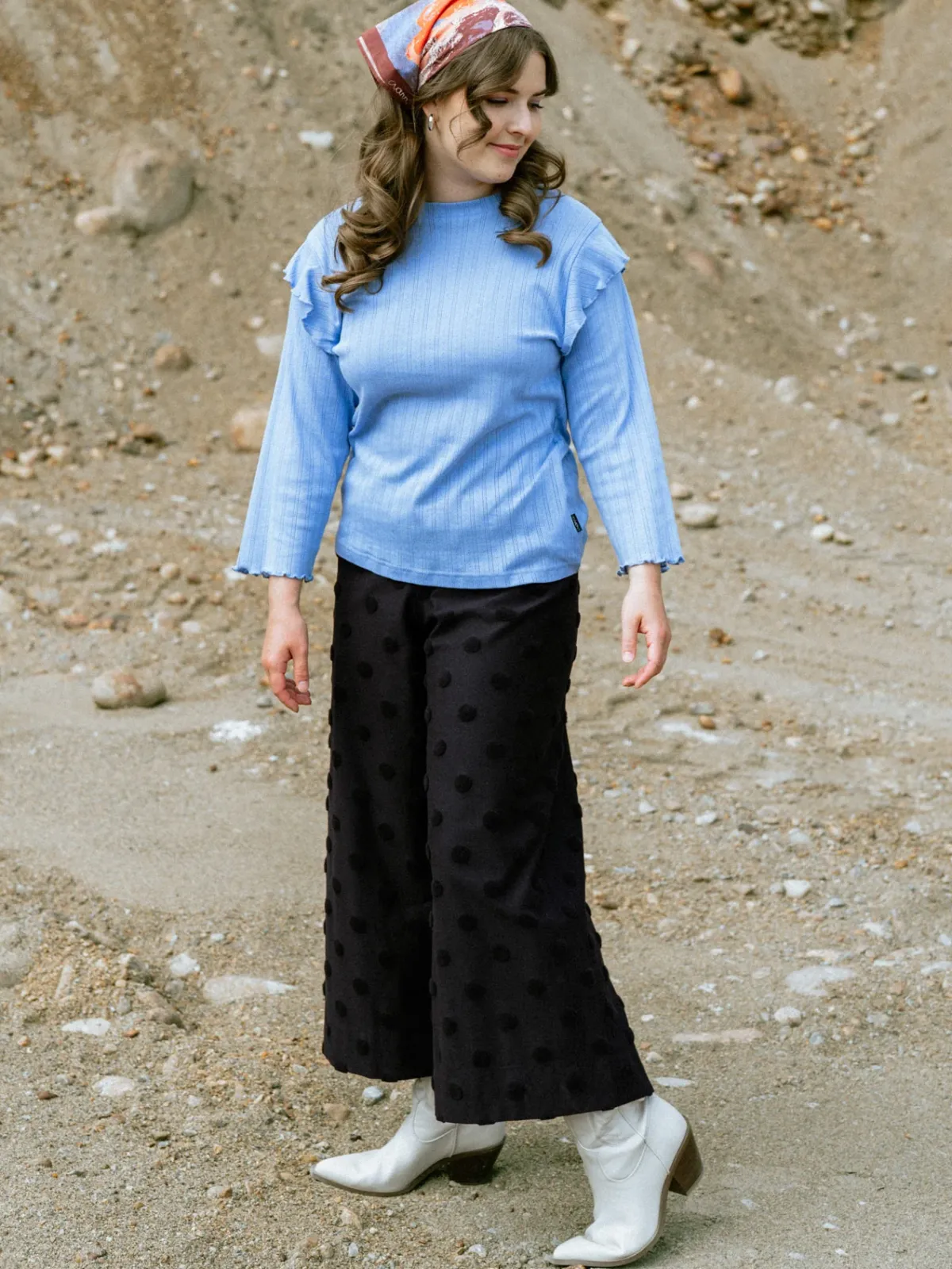 Housut|Oloasut>Aarre Alex Culottes - Black Big Dot