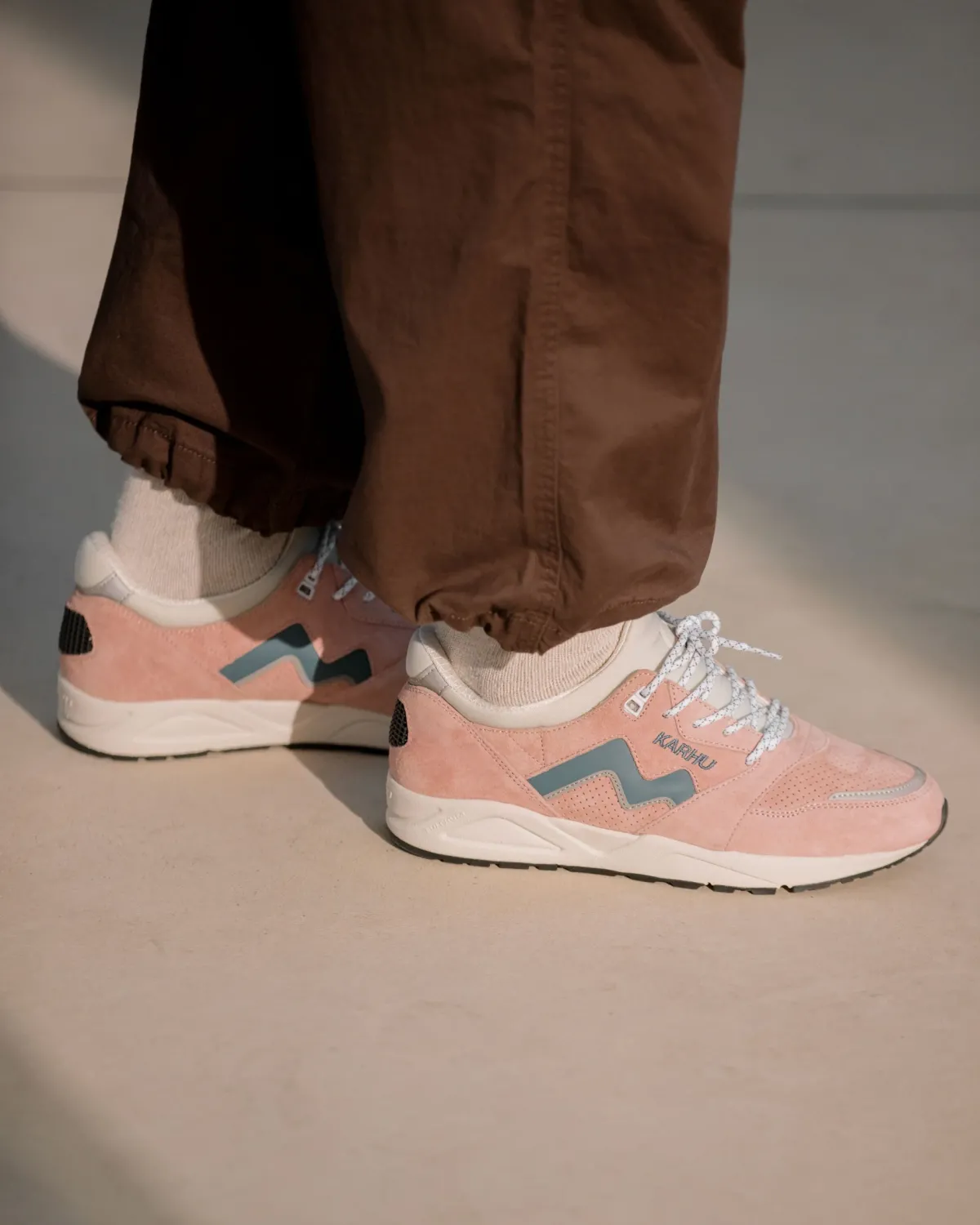 Kengät|Avaimenperät>Karhu Aria 95 - Cameo Rose/Blue Mirage