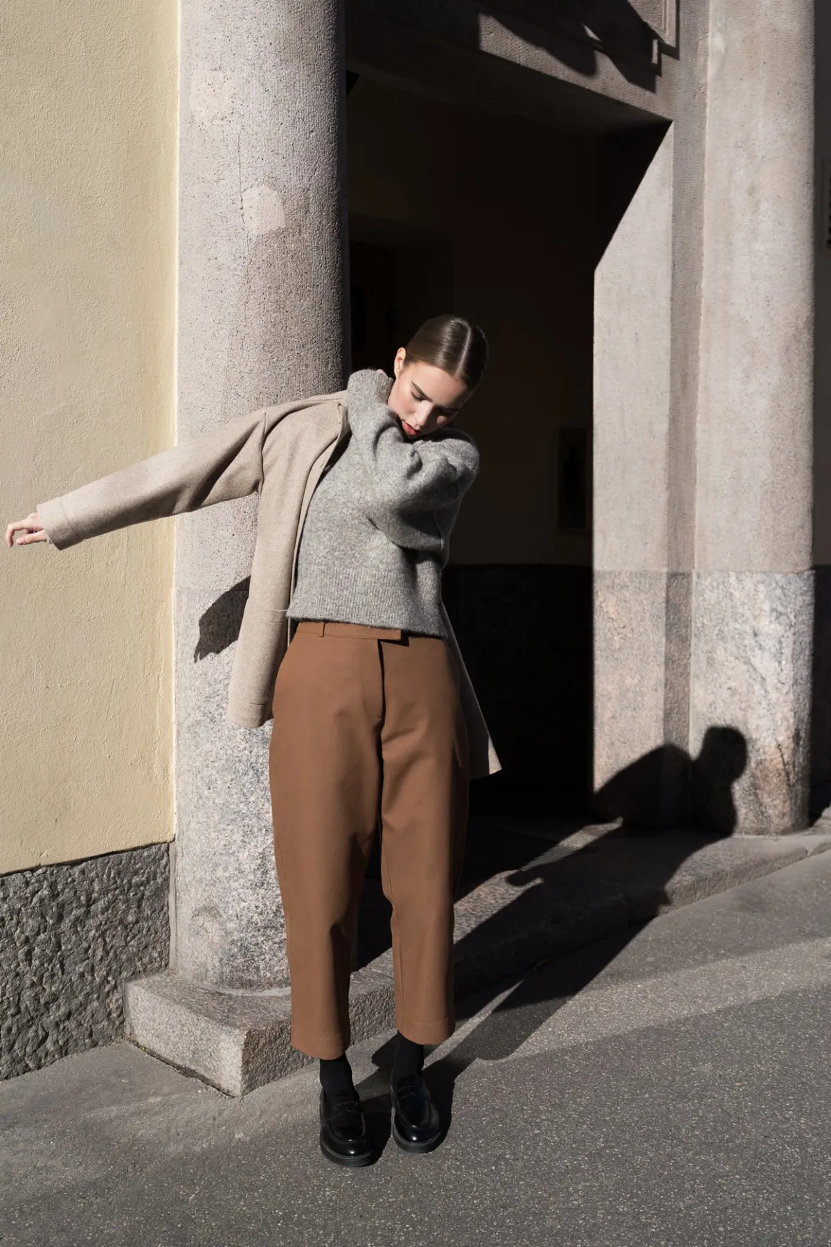 Housut>ARCHETYPE Barrel Leg Trousers