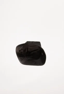 Hatut & Lippikset|Avaimenperät><noscript><img width=