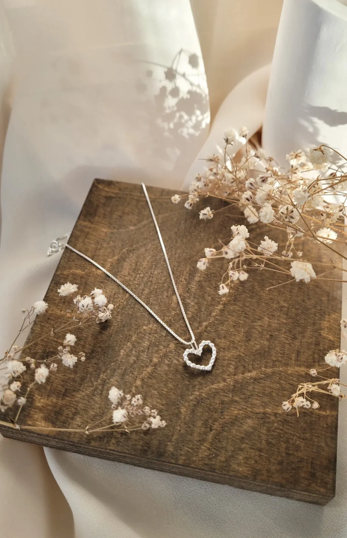 Avaimenperät|Korut>LiLa Design Bubbel hjärta kaulakoru