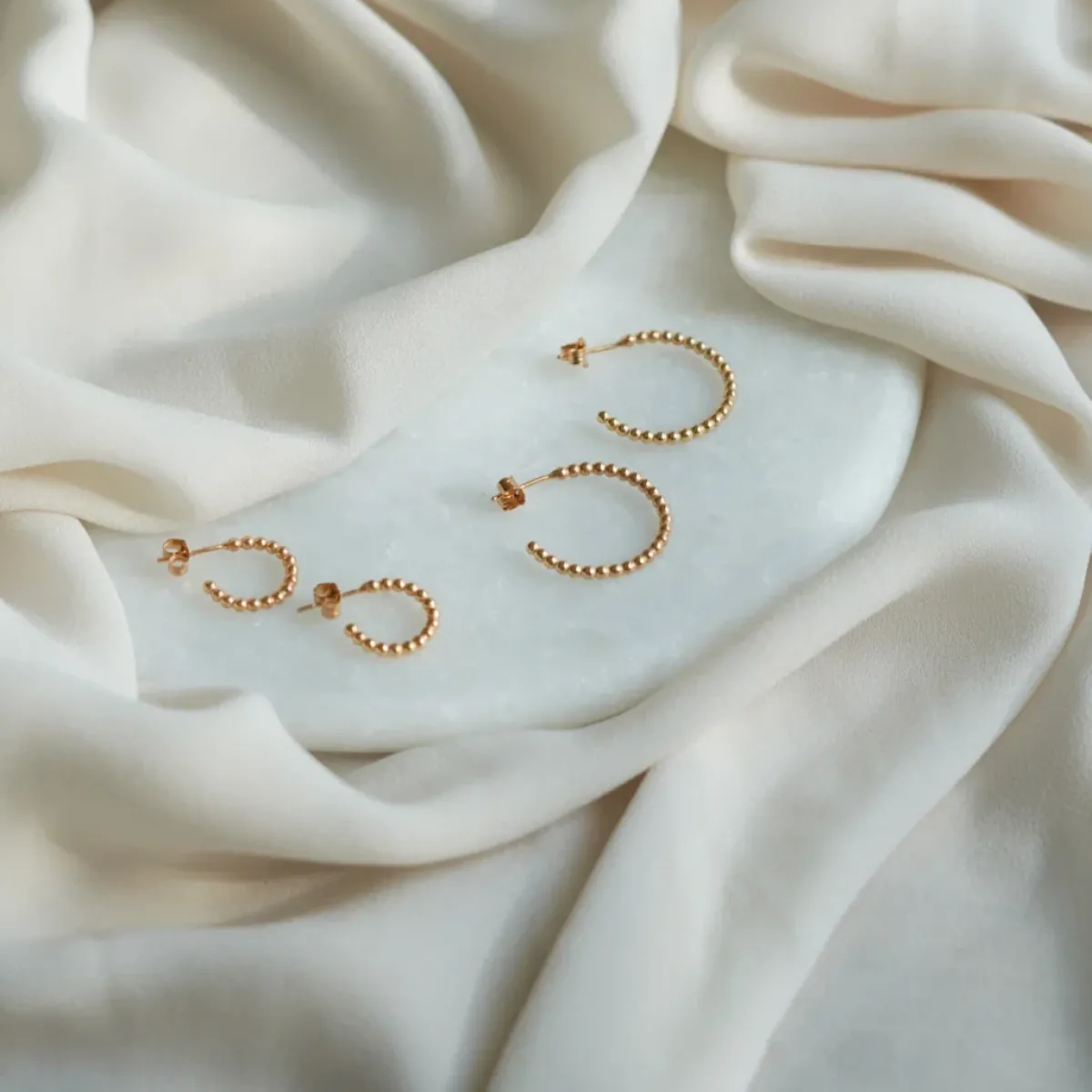 Avaimenperät|Korut>LiLa Design Bubbel Hoop Golden hour