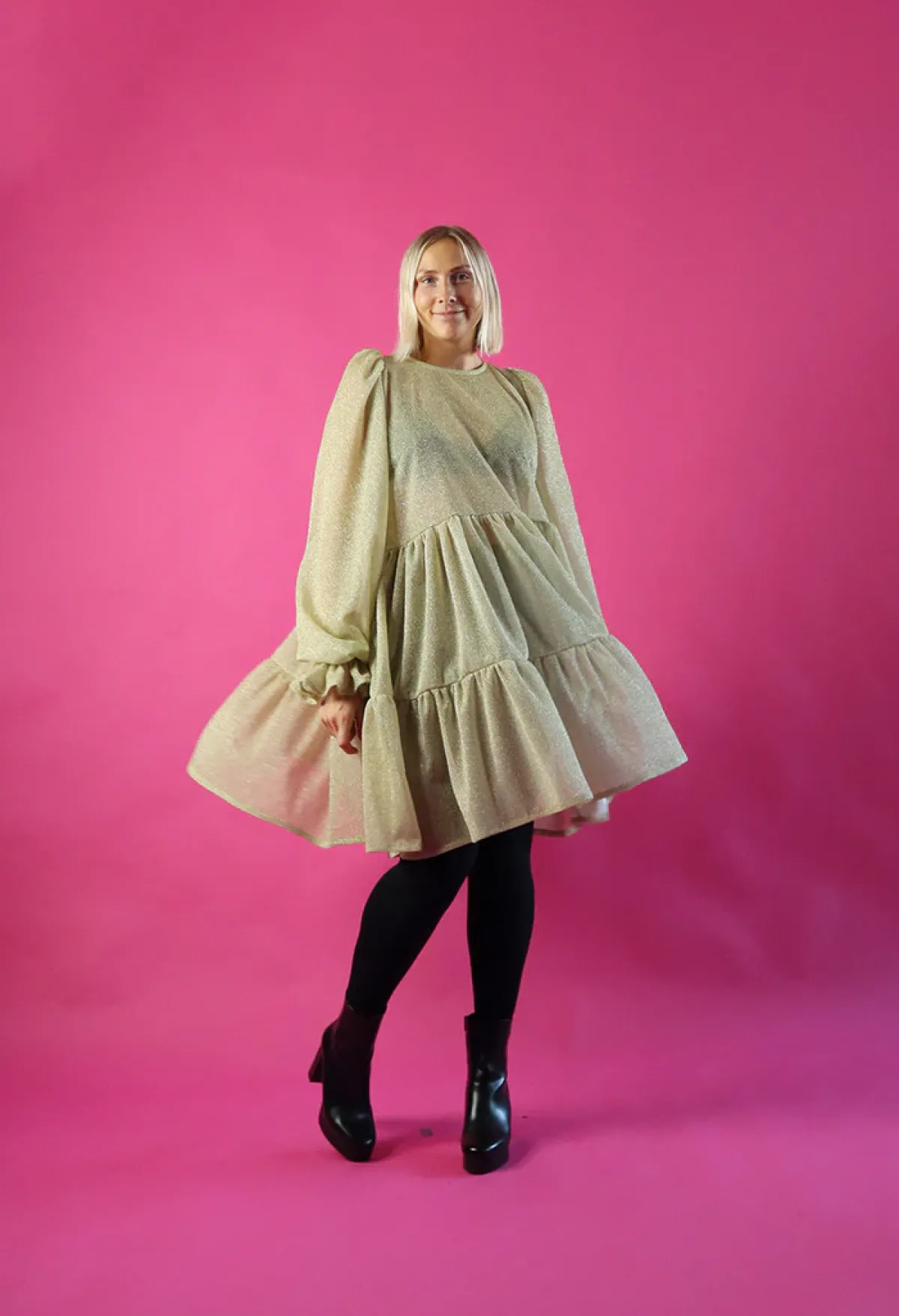Hameet & Mekot>Miia Halmesmaa Dishy Dress - Glitter Valkokulta