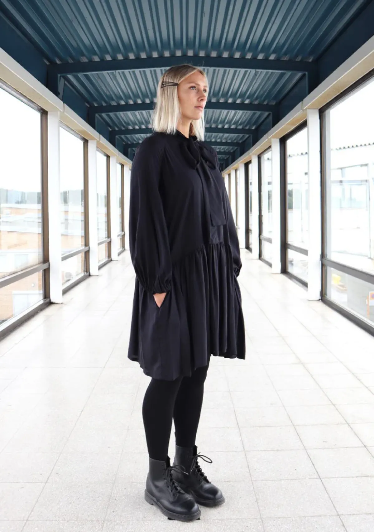 Hameet & Mekot>Miia Halmesmaa Flowy Dress - Black