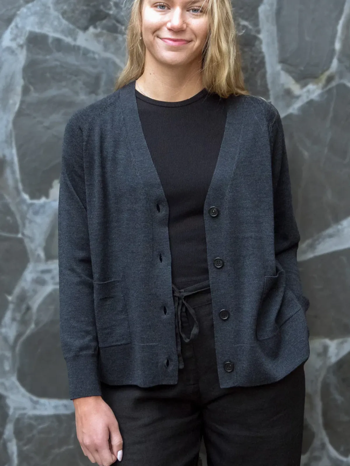 Paidat|Neuleet>CUOSI HERMIONE Merinovillatakki - Tummanharmaa
