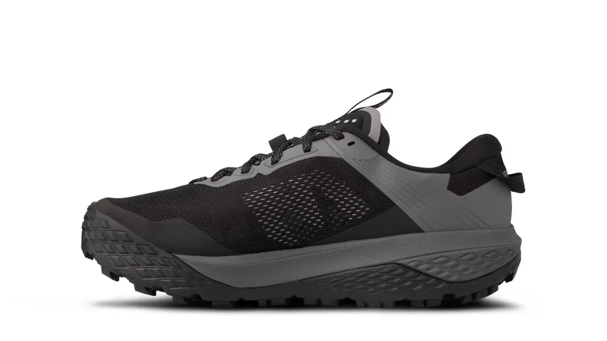 Kengät|Avaimenperät>Karhu Ikoni Trail Wr - Black/Black