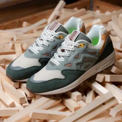 Kengät|Avaimenperät>Karhu Legacy 96 - Laurel Wreath / Warm Taupe