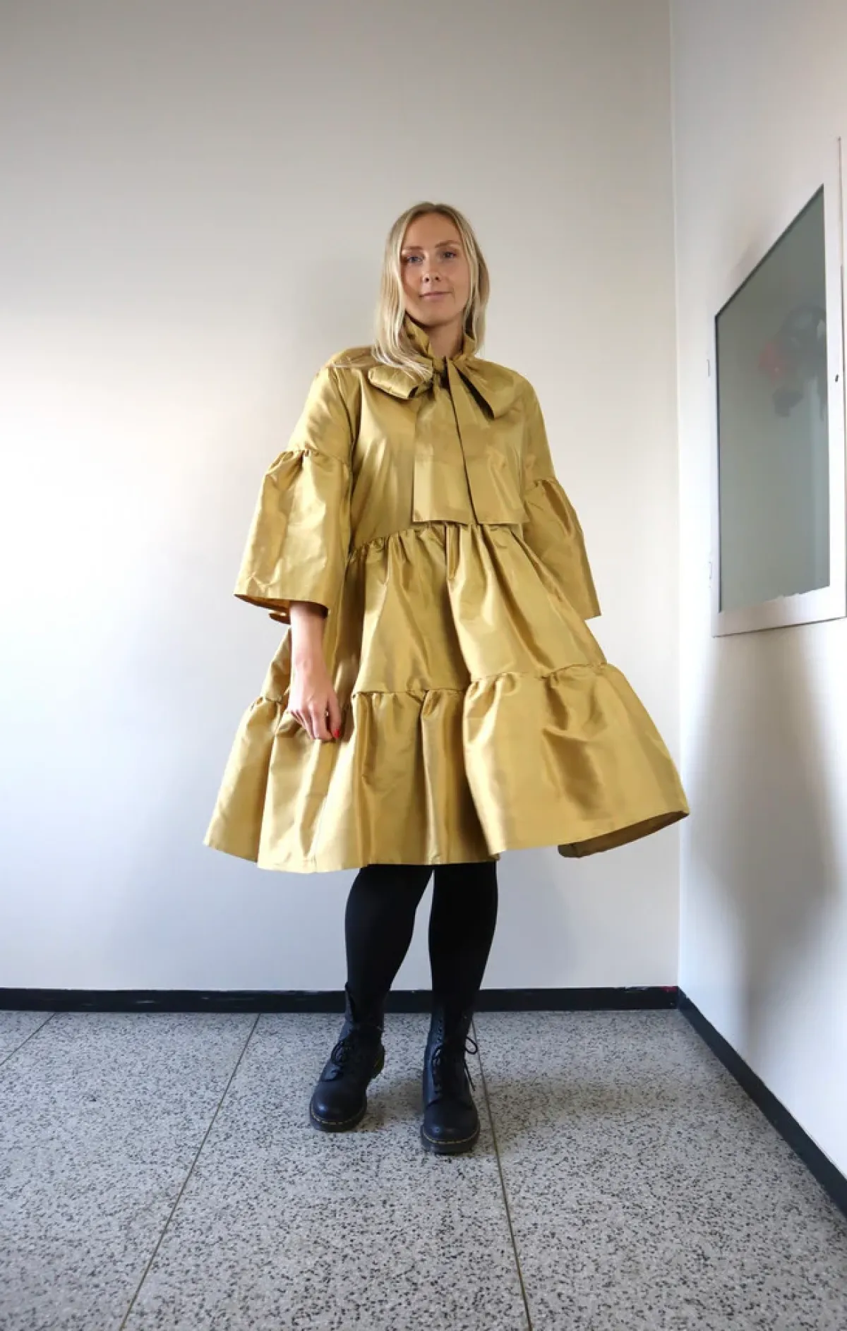 Hameet & Mekot>Miia Halmesmaa Lush Dress - Gold Silk
