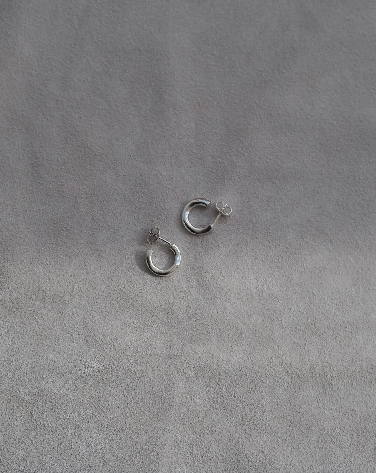 Avaimenperät|Korut>Keski-Pomppu Manner Hoops Small