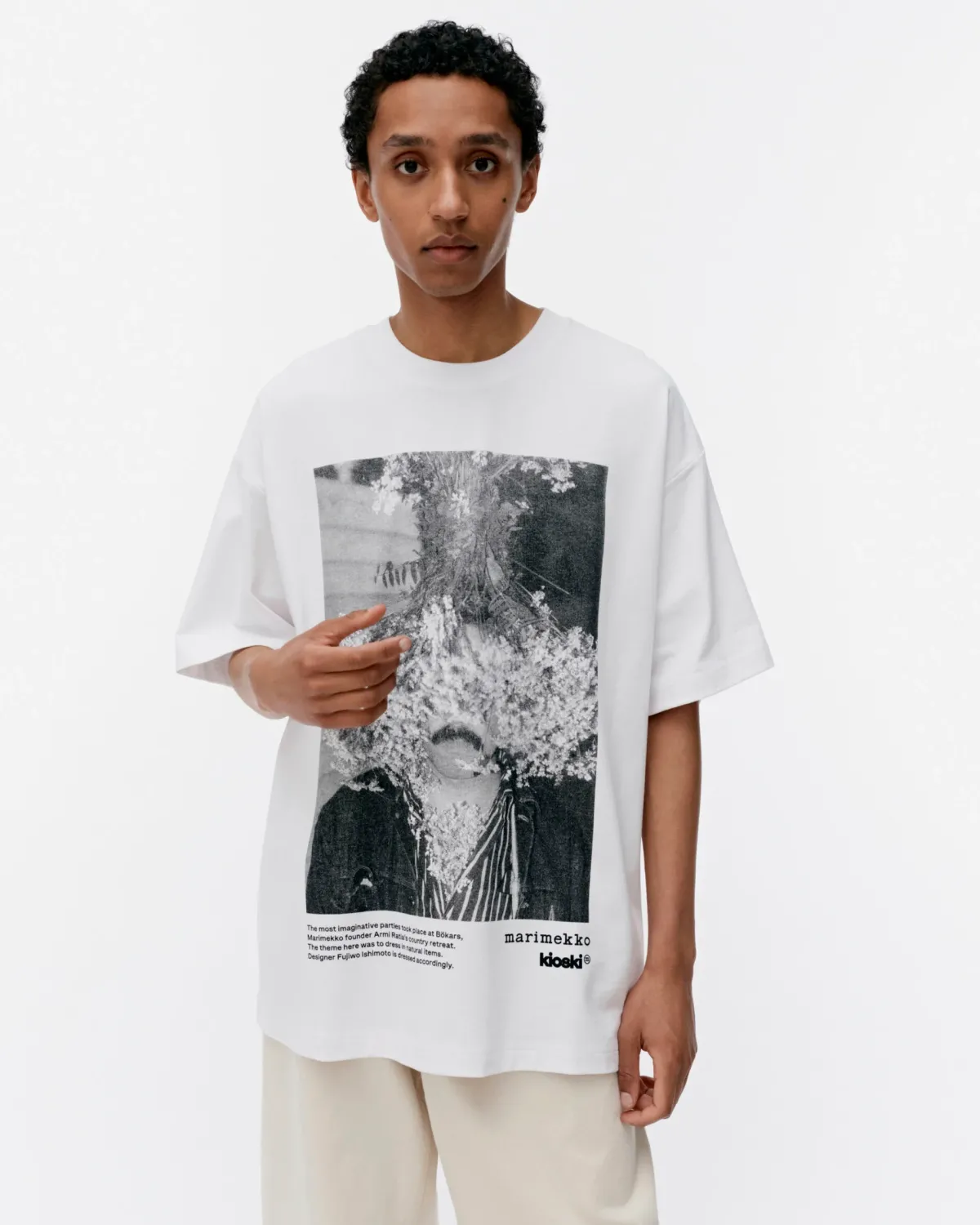 Paidat|T-paidat>Marimekko Nopeus Ketunleipä Placement - T-paita