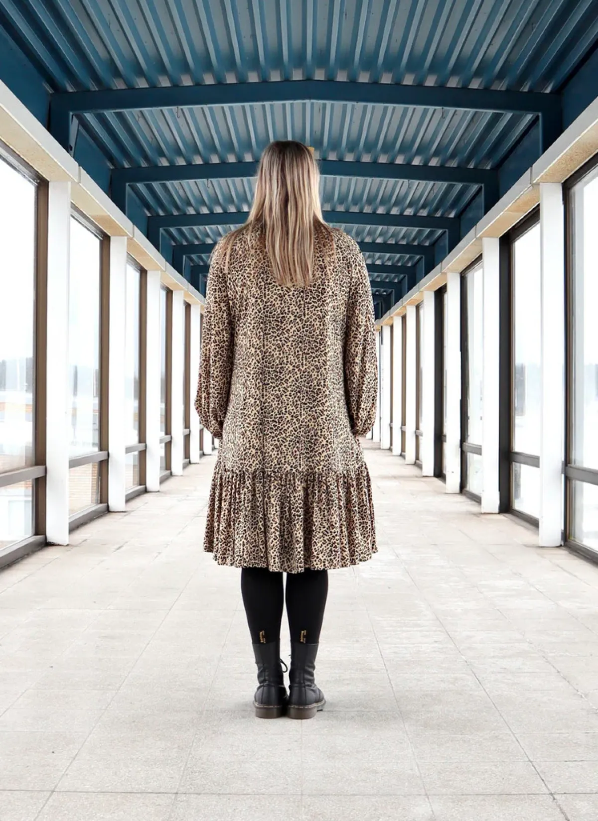 Hameet & Mekot>Miia Halmesmaa Paitamekko - Beige Leo