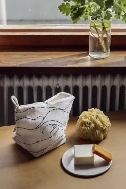 Kosmetiikkalaukut|Kodin Tekstiilit>Saana ja Olli Rakkauden Meri Kosmetiikkalaukku - Pieni