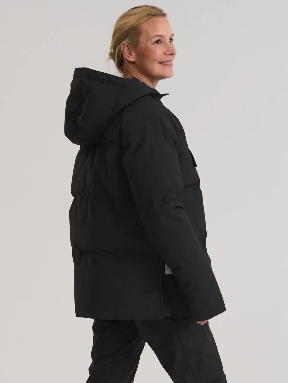 Löydöt|Takit>R-Collection Sotkamo untuva-anorakki - Musta