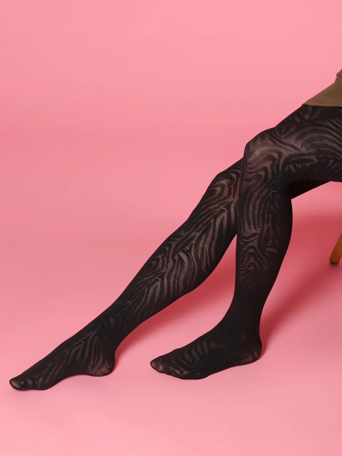 Sukat|Avaimenperät>Aarre The 3D Pantyhose 60den - Tiger Stripe (1pack)