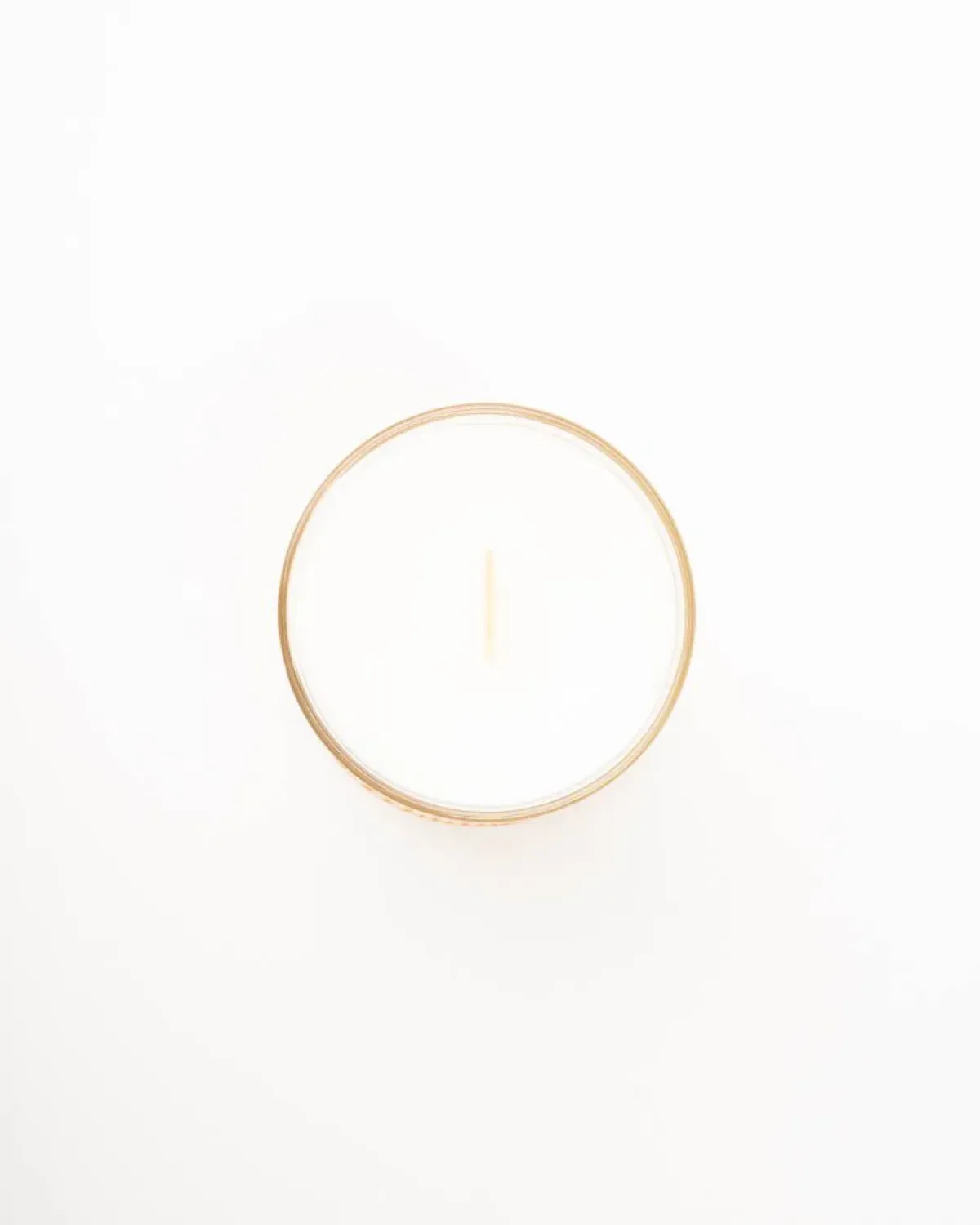 Kynttilät & Kynttilänjalat>Hetkinen Veggie candle spruce resin round