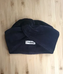 Avaimenperät|Hiusasusteet>Woolberg Panta - Velour Black Corduroy
